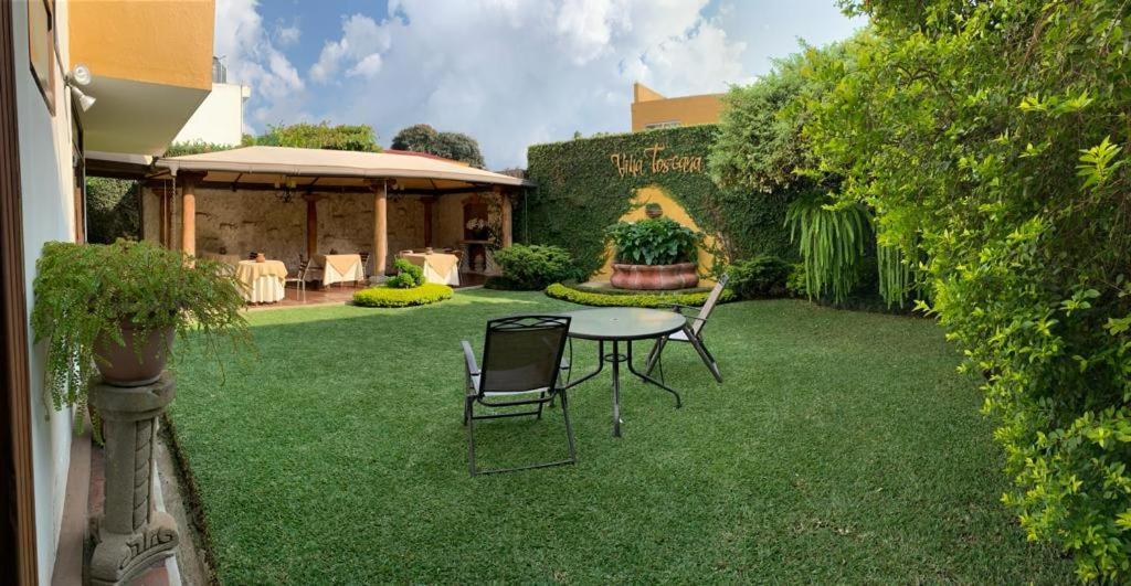 Hostal Villa Toscana Guatemala City Exterior foto